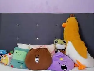 Harmonyhill  live sex cam