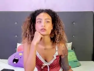Harmonyhill  live sex cam