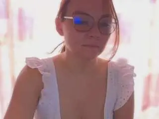 Madison-aveline  live sex cam