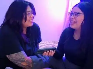 Miacanelaxo  live sex cam