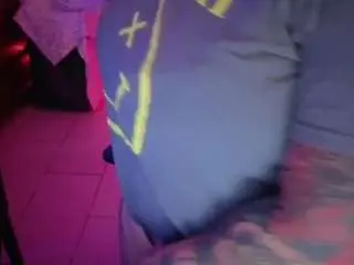 Miacanelaxo  live sex cam