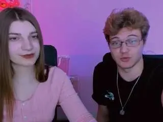 Pure-radiance  live sex cam