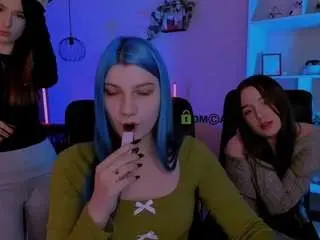 Pure-radiance  live sex cam