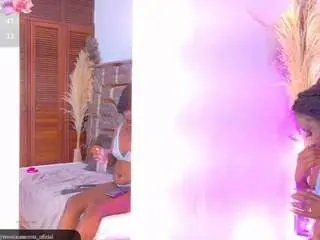 Rossiecameron  live sex cam