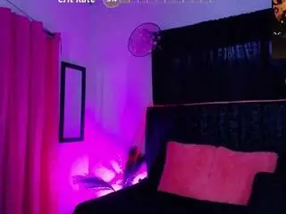 Tatianamoretti  live sex cam