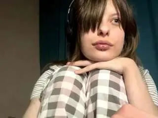 Angeliquelowndes  live sex cam