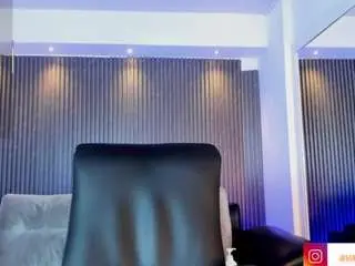 Ava-millerr  live sex cam