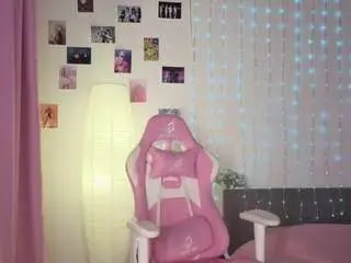 Bella-fox  live sex cam