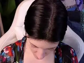 Roxy-riot  live sex cam