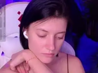 Roxy-riot  live sex cam