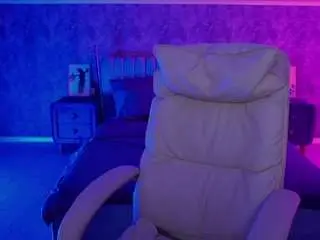 Selenairiss  live sex cam