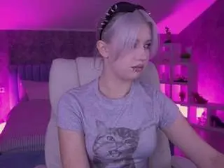 Selenairiss  live sex cam