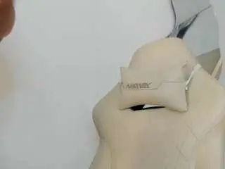 Ariht  live sex cam