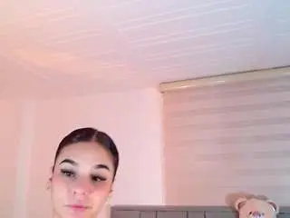 Astrid-girl  live sex cam