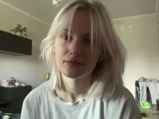 Clementinareha  live sex cam