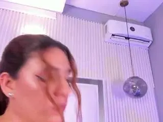 Naughty-flower  live sex cam