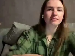 Nikolebirklid  live sex cam