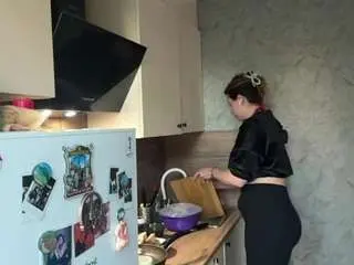 Nikolebirklid  live sex cam