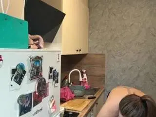 Nikolebirklid  live sex cam