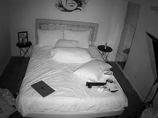 Voyeurcam-whitneyoc-01  live sex cam