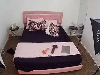 Voyeurcam-whitneyoc-01  live sex cam