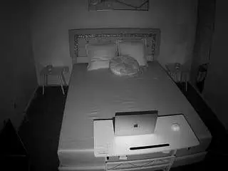 Voyeurcam-whitneyoc-01  live sex cam