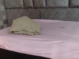 Miafox03  live sex cam