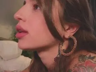 Deeptalkss  live sex cam