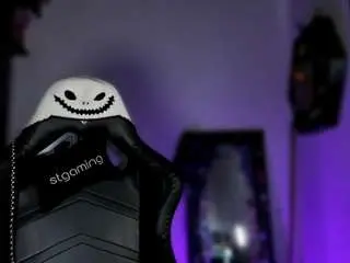 Ghostlydoll  live sex cam