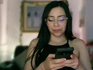 Laug8  live sex cam