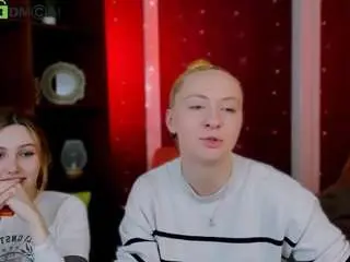 Mila-glow  live sex cam