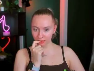 Mila-glow  live sex cam