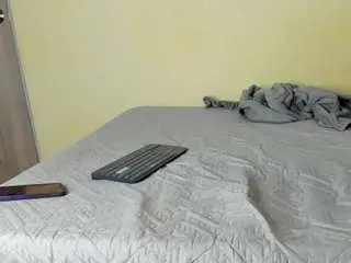 Sophie-and-jeycobb  live sex cam