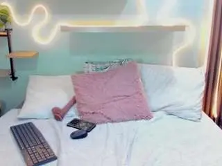 Ambermilers  live sex cam