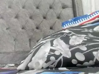 Ana-bullock  live sex cam