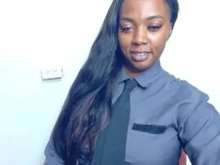 Ciaraebonyx  live sex cam