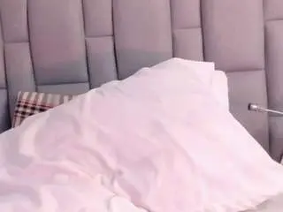 Nadia-saadik1  live sex cam
