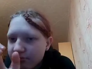 Tiakedia  live sex cam
