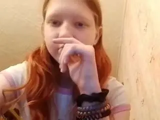 Tiakedia  live sex cam