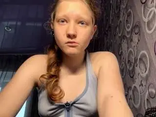 Tiakedia  live sex cam