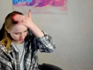 April-jacksonn  live sex cam