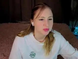 April-jacksonn  live sex cam