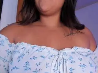 Calrisababy  live sex cam