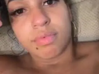 Chauniebaby  live sex cam