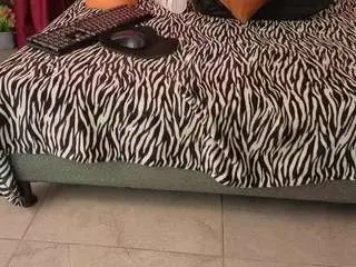 Marladaze  live sex cam