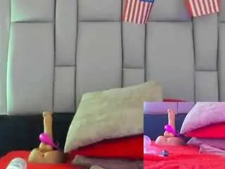 Marladaze  live sex cam