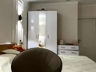Roseomelia  live sex cam