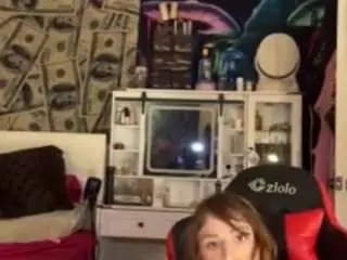 Summernevaeh  live sex cam