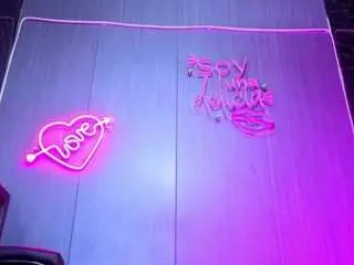 Amgeline  live sex cam