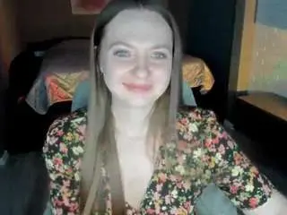 Bettygold  live sex cam
